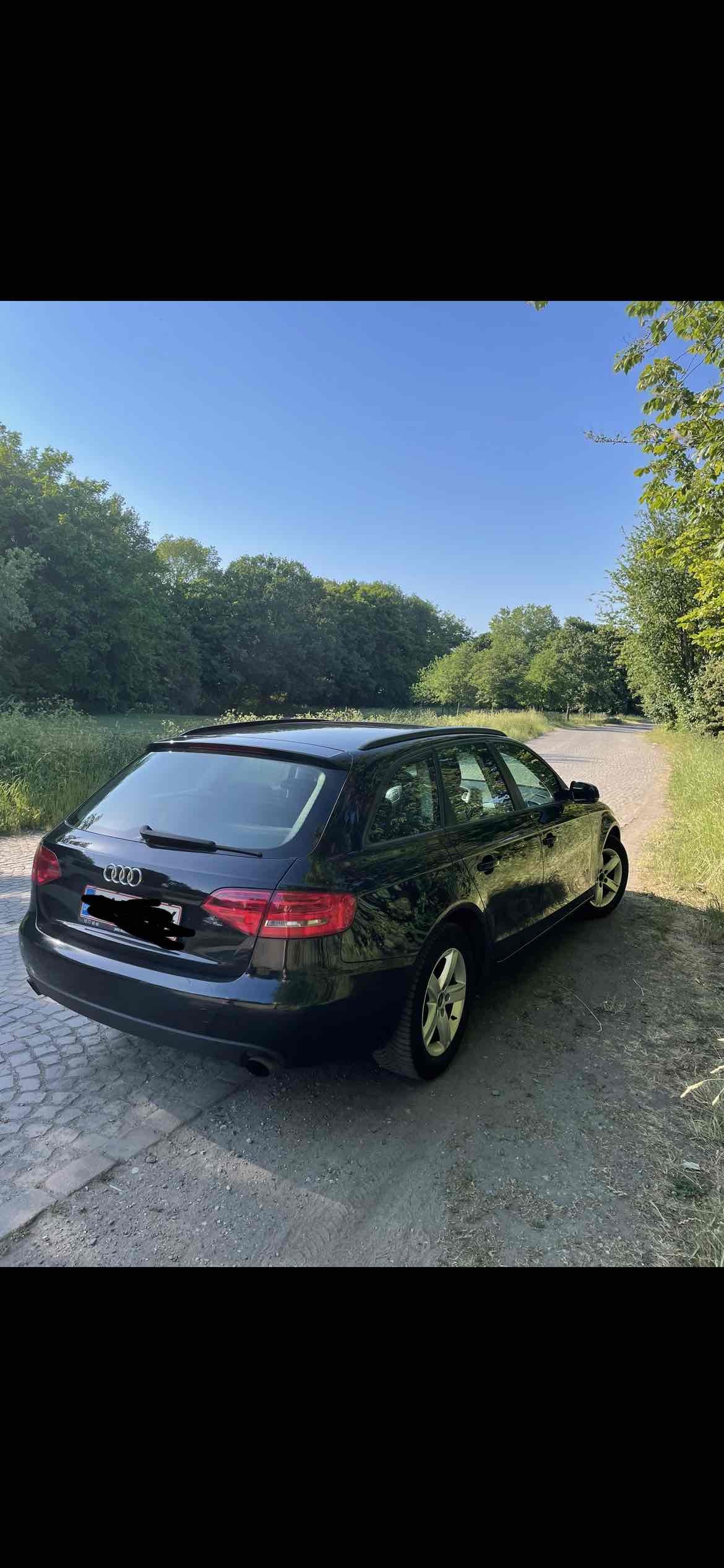 Sort Audi A4 fra 2010