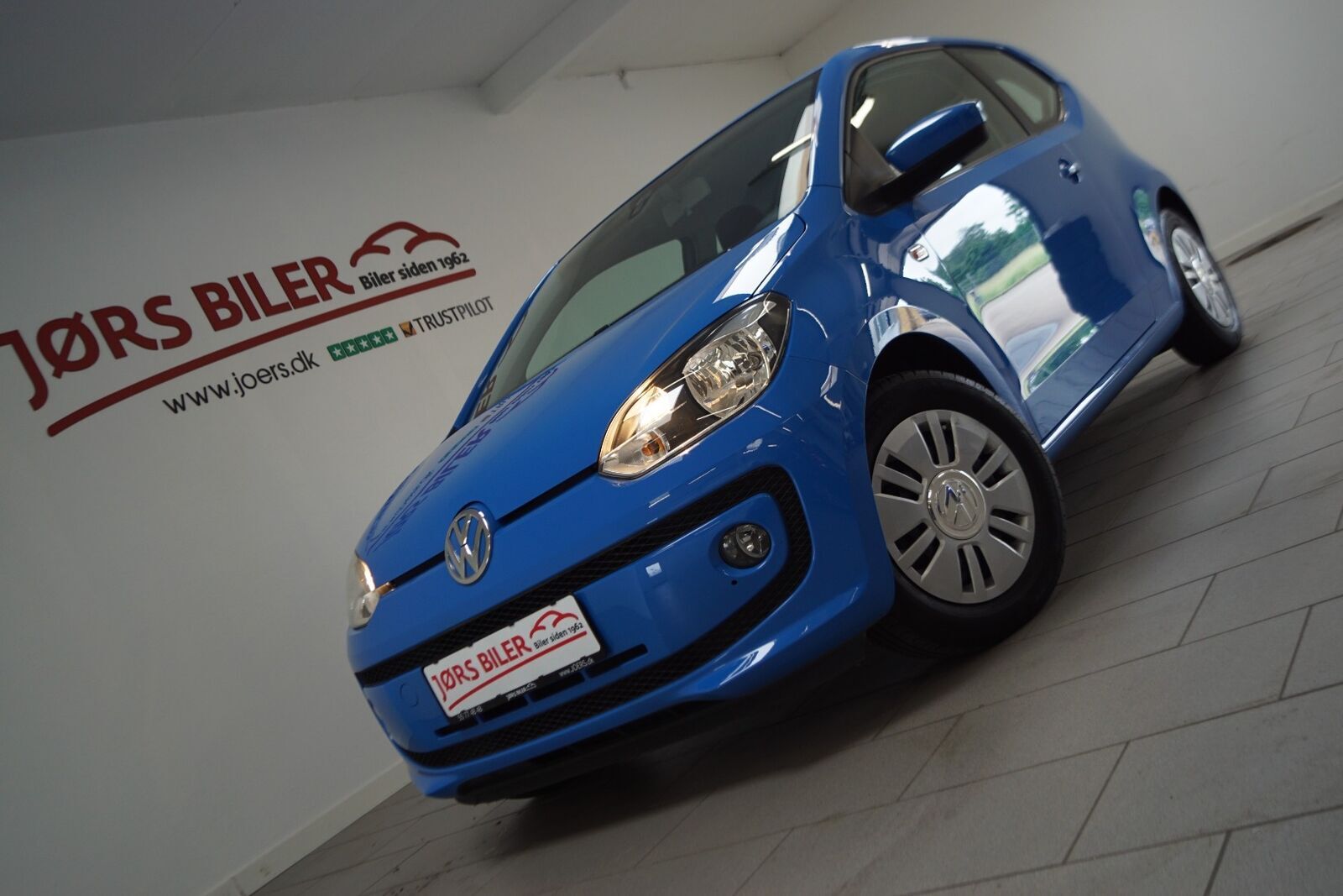 Blå VW UP! fra 2015