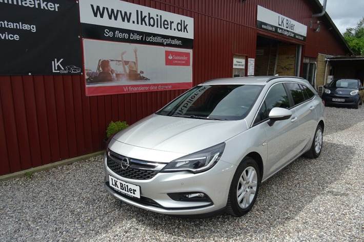 Grå Opel Astra fra 2017