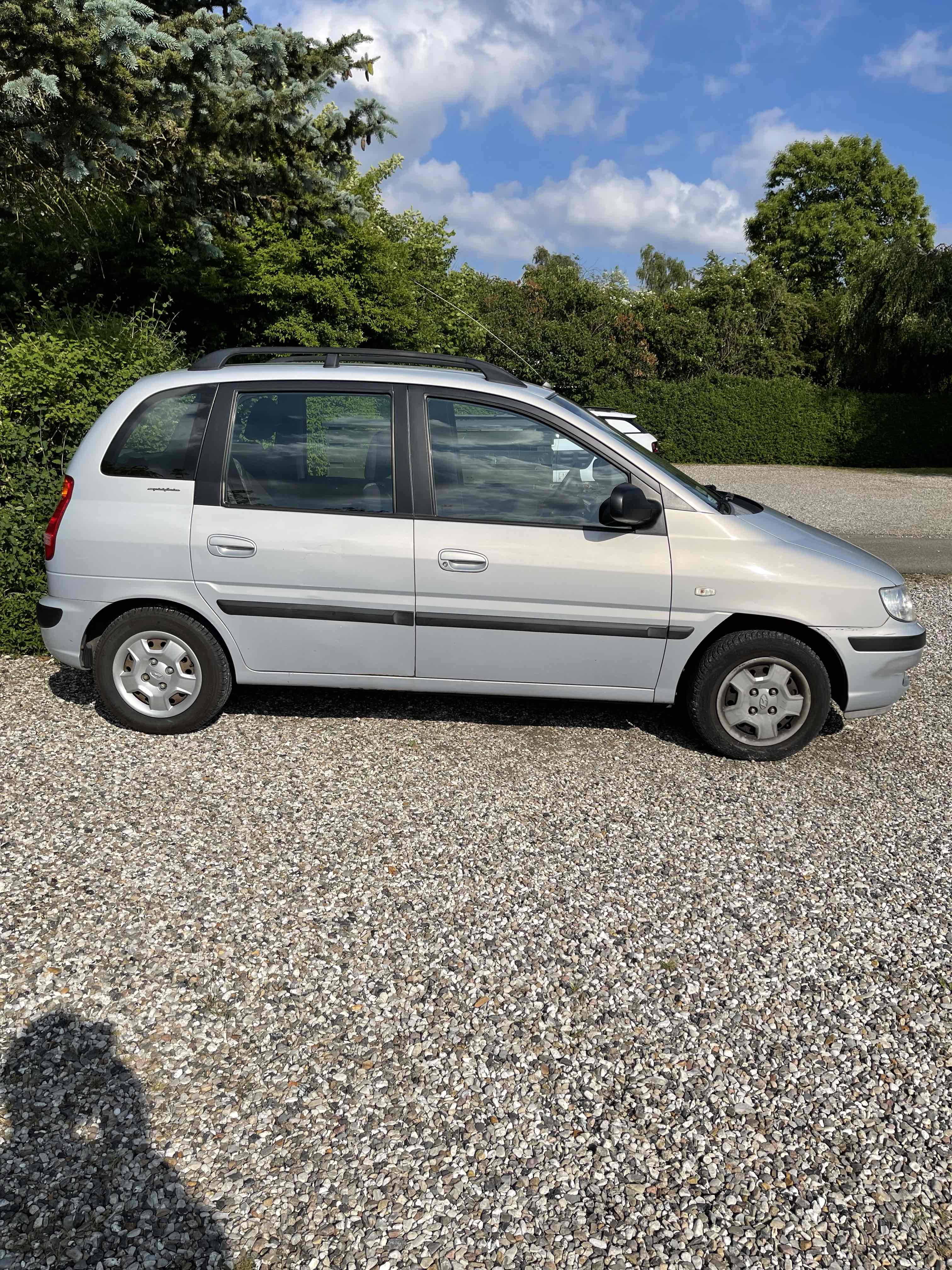 Sølv Hyundai Matrix fra 2003