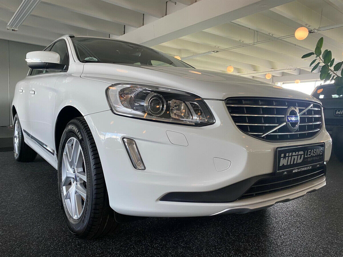 Hvid Volvo XC60 fra 2017