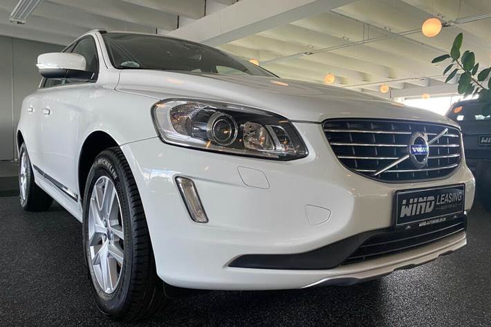Hvid Volvo XC60 fra 2017