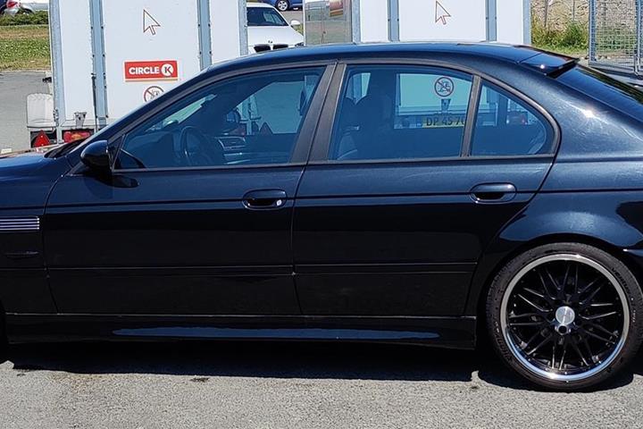 undefined BMW 530 fra 2000