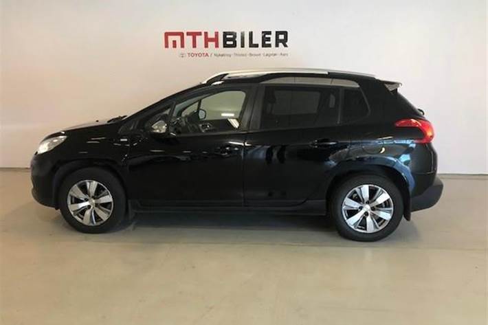 Sort Peugeot 2008 fra 2016