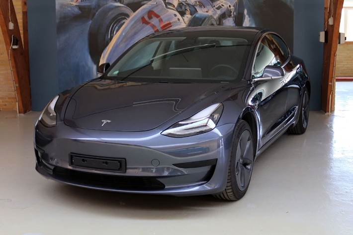 undefined Tesla Model 3 fra 2019