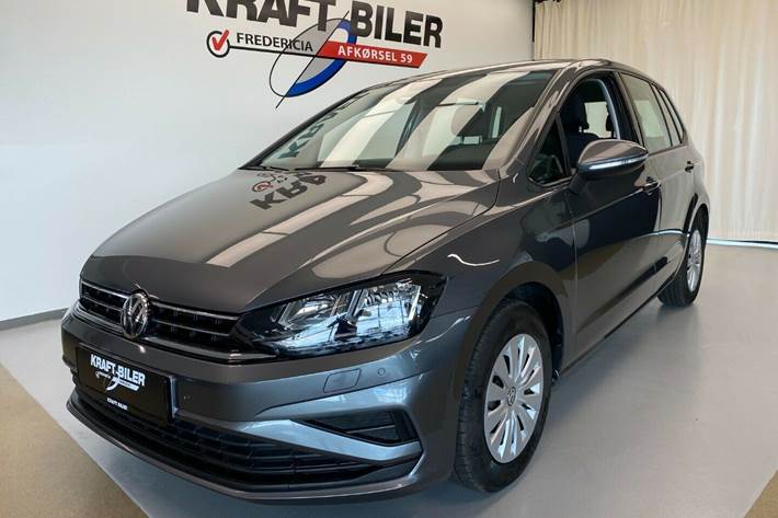 Grå VW Golf Sportsvan fra 2018
