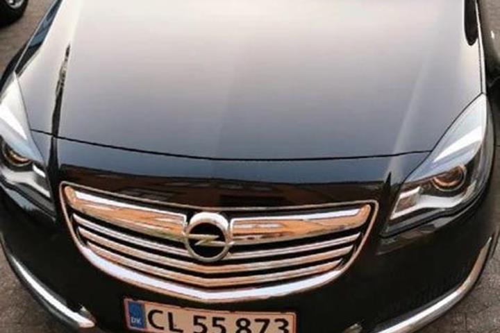 Sort Opel Insignia fra 2014