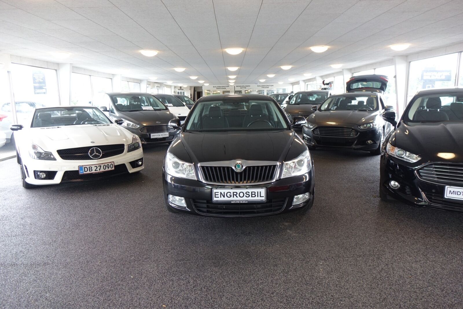 Grå Skoda Octavia fra 2012