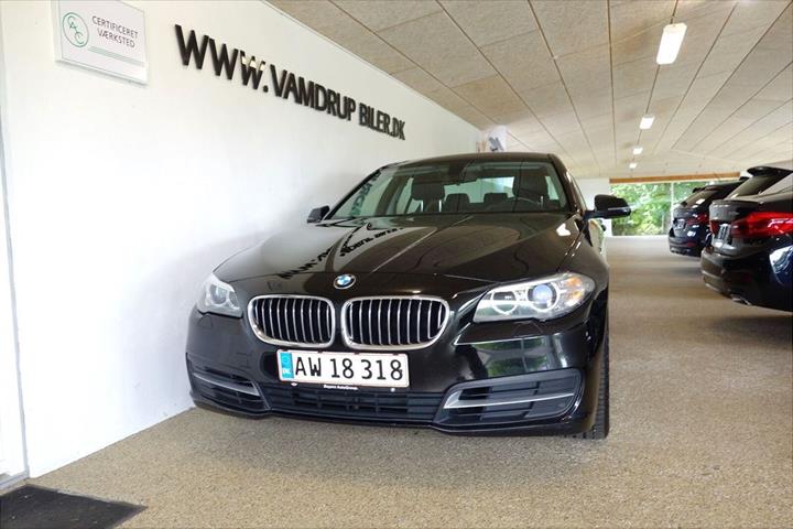 Sort BMW 520d fra 2014