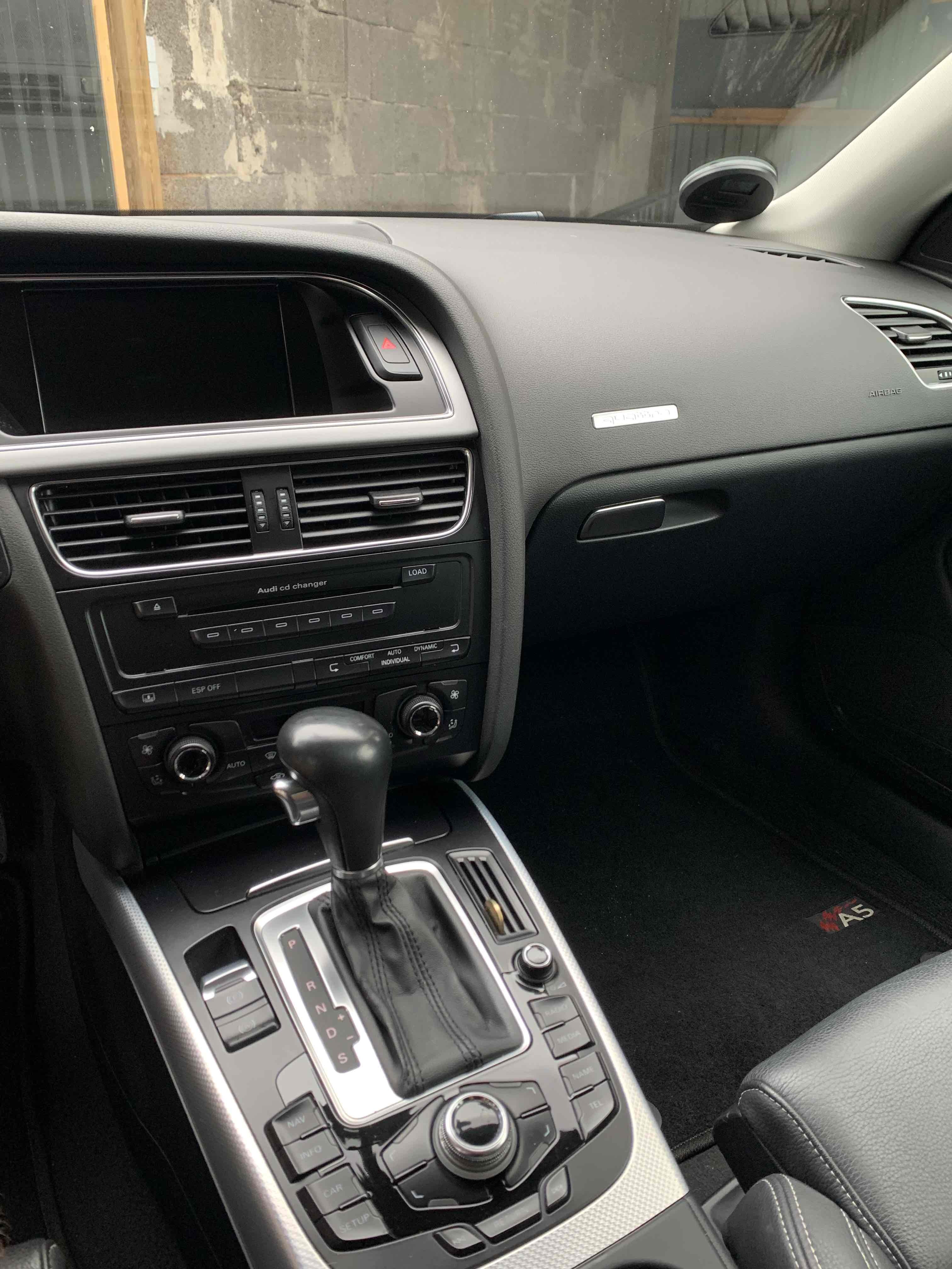 Sølv Audi A5 fra 2008