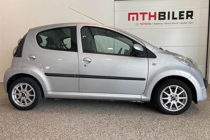 Grå Citroën C1 fra 2007