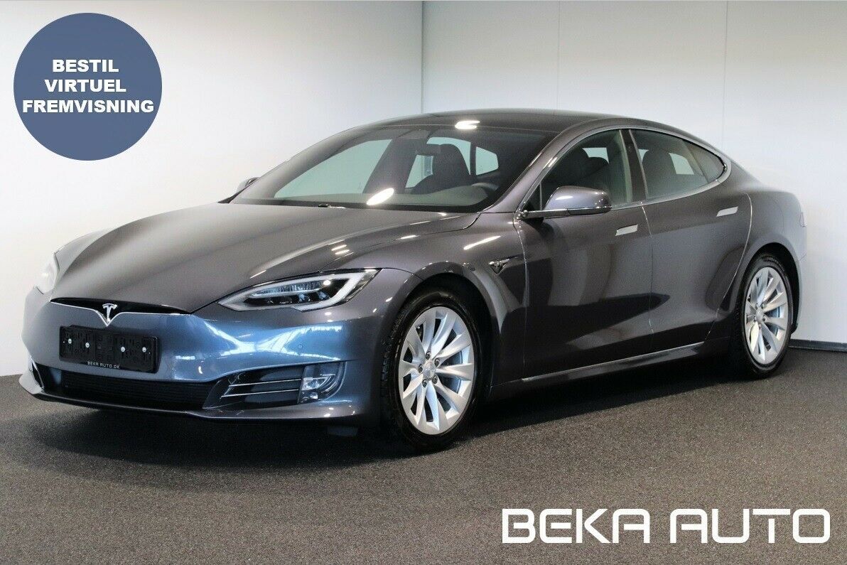 Grå Tesla Model S fra 2020