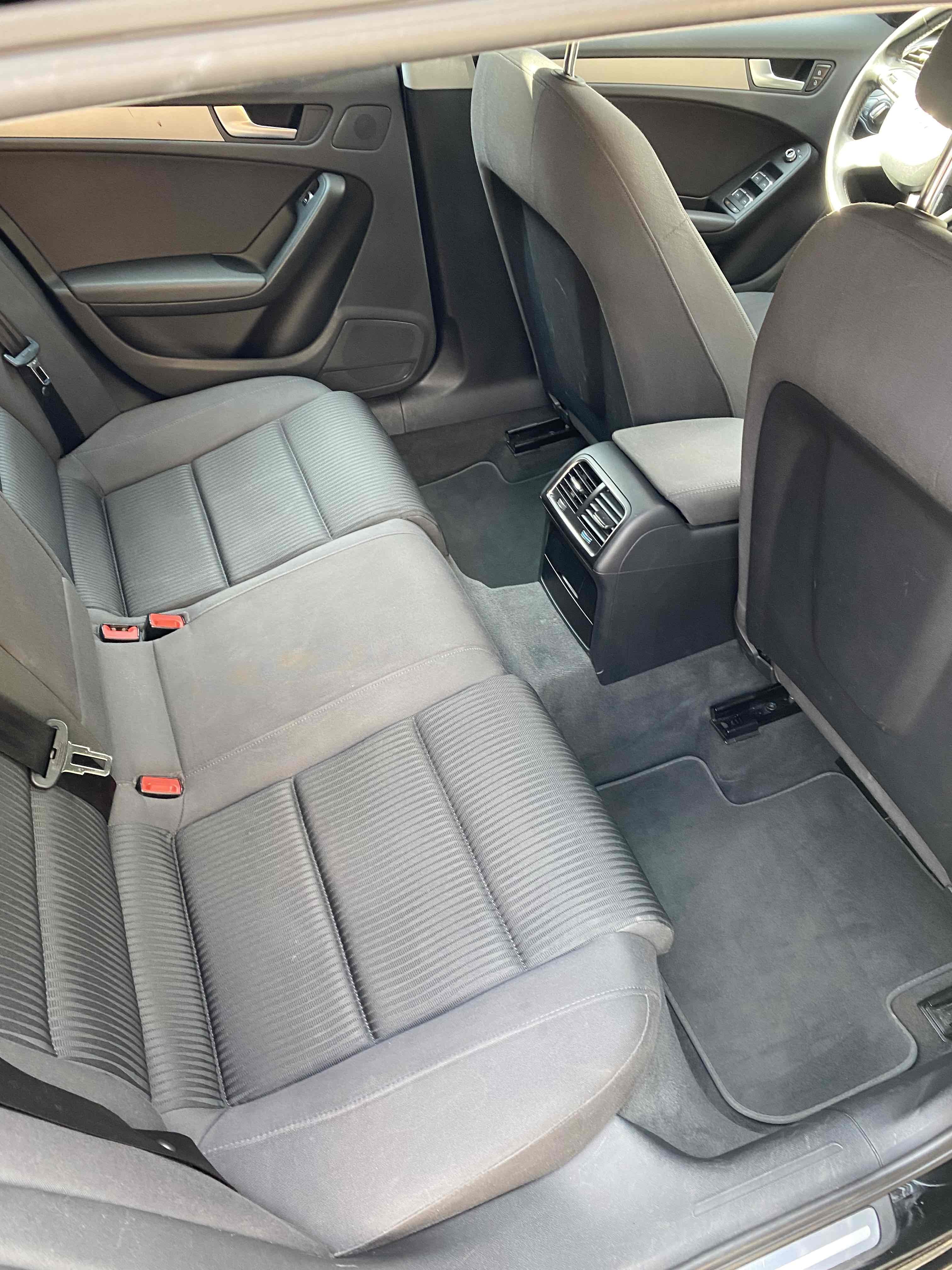 Sort Audi A4 fra 2012