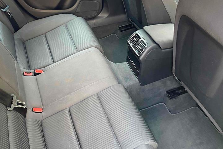 Sort Audi A4 fra 2012