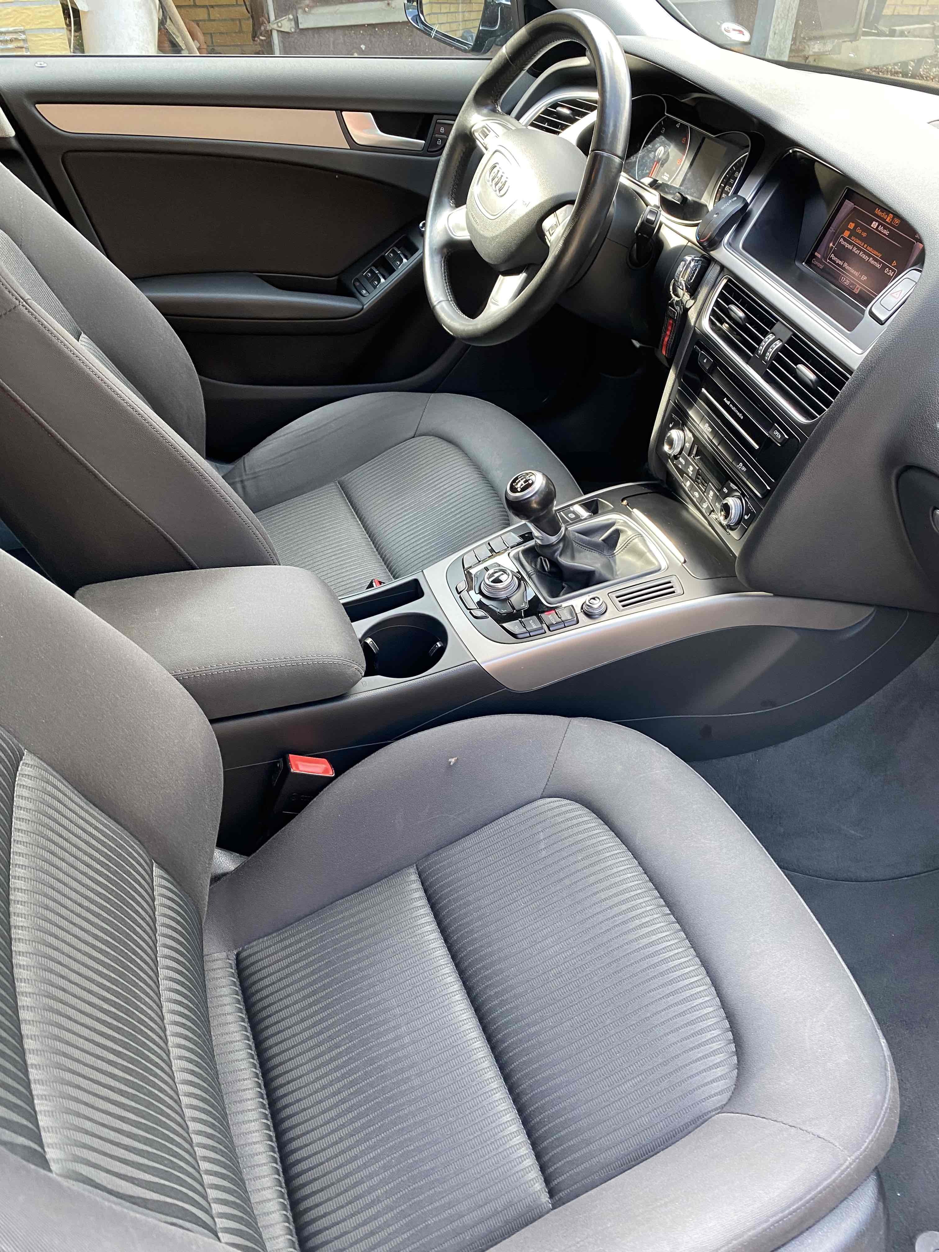 Sort Audi A4 fra 2012