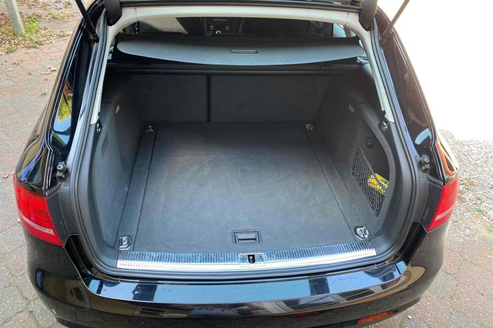 Sort Audi A4 fra 2012