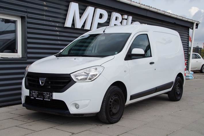 Hvid Dacia Dokker fra 2015