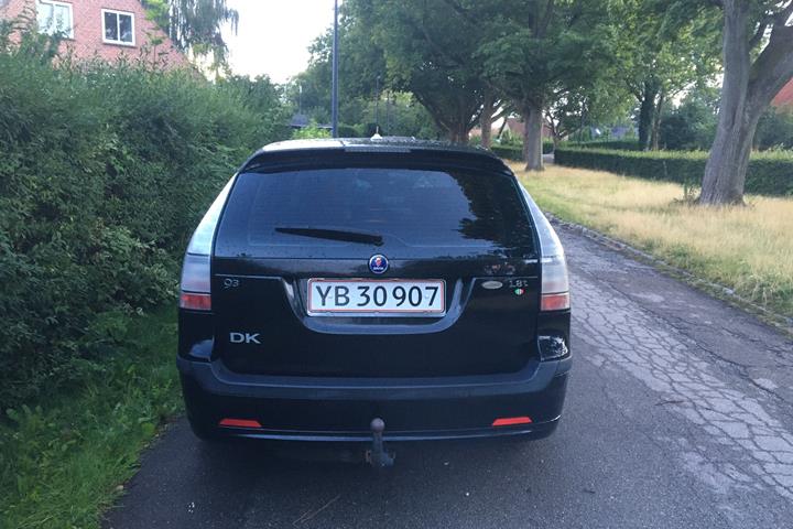 Sort Saab 9-3 fra 2006