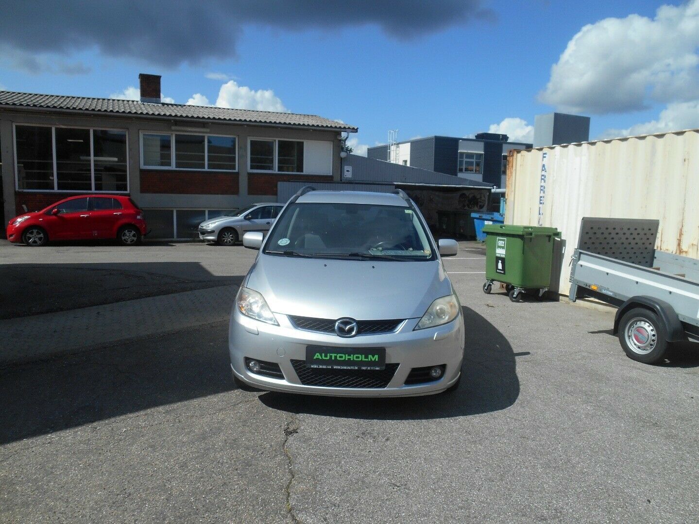 Grå Mazda 5 fra 2007