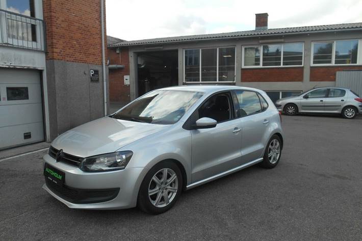 Grå VW Polo fra 2011