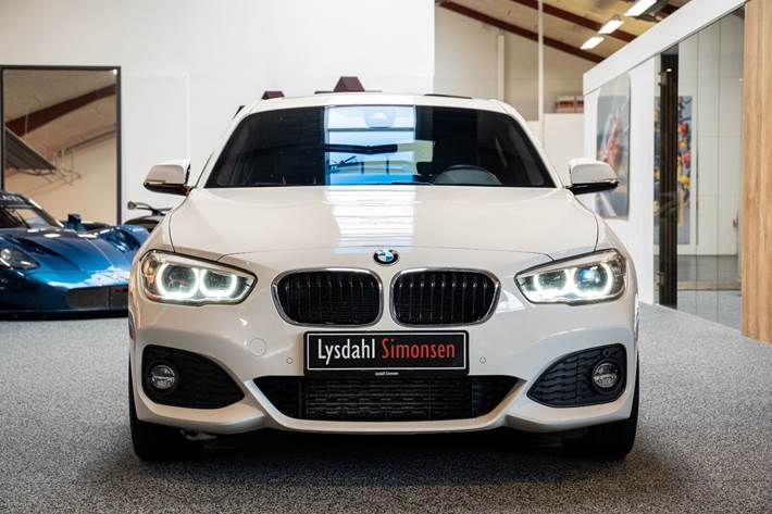 Hvid BMW 120d fra 2016