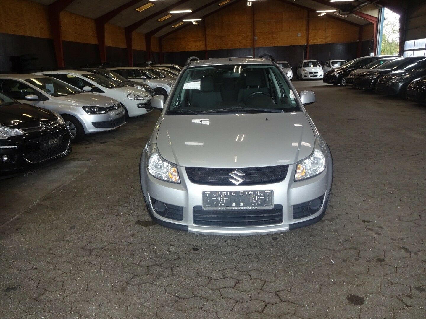 Grå Suzuki SX4 fra 2006