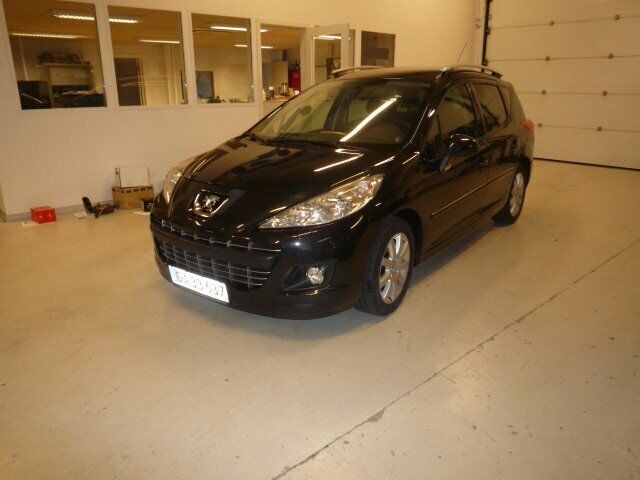 Sort Peugeot 207 fra 2008