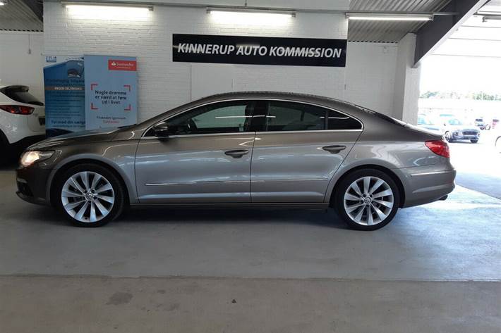 Beige VW CC fra 2012
