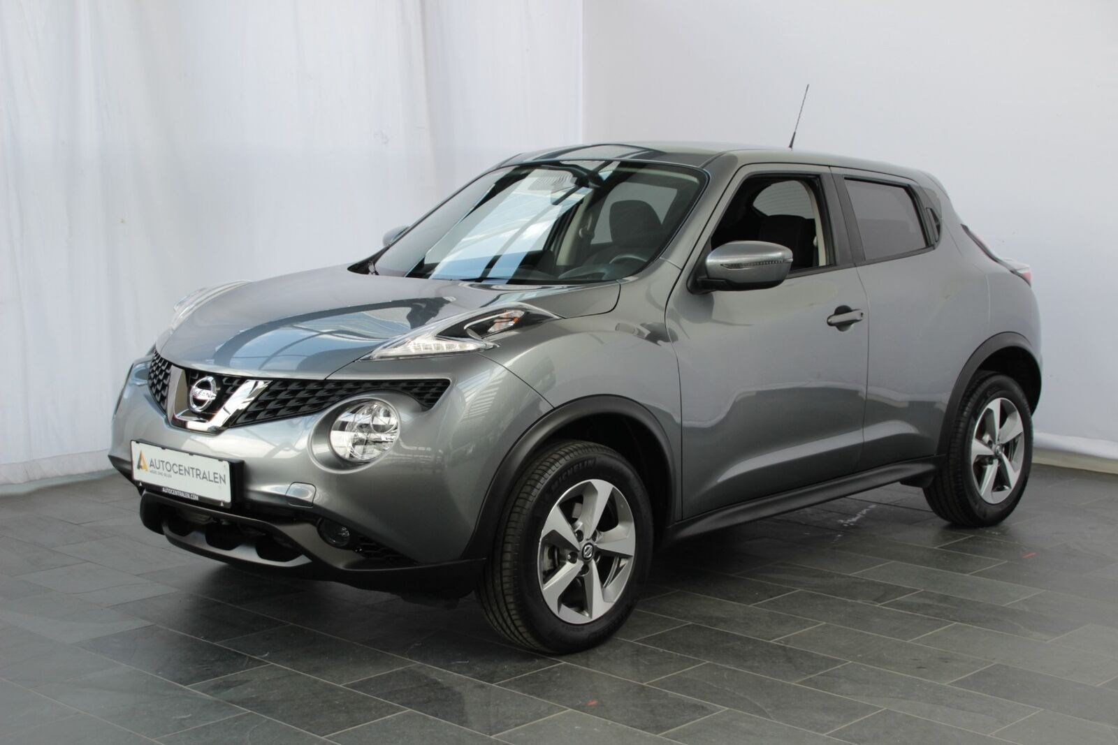 Guide til Nissan Juke 1.0 DIG-T 117 Tekna (Årgang 12/2019 - 11/2020)