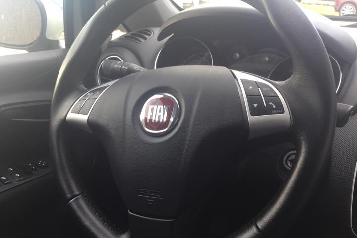 Hvid Fiat Punto fra 2018