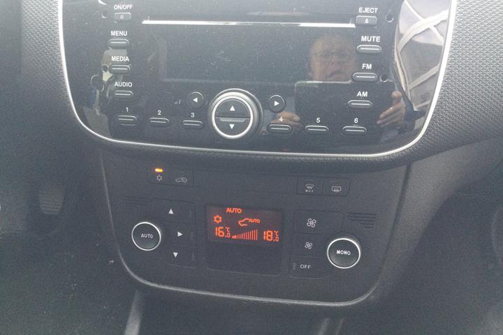 Hvid Fiat Punto fra 2018