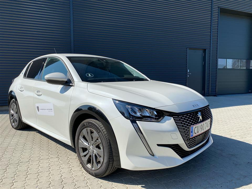 Hvid Peugeot e-208 fra 2020