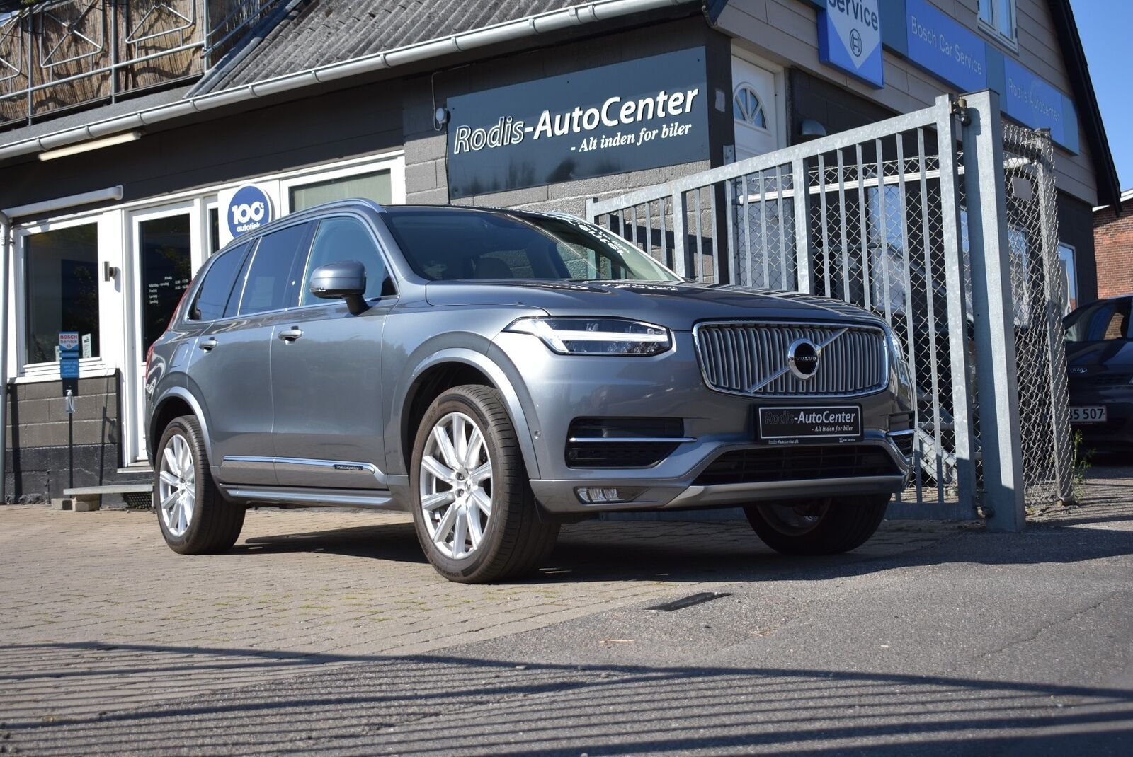 Guide til Volvo XC90 D5 R Design AWD Geartronic (Årgang 11/2017 - 04/2019)