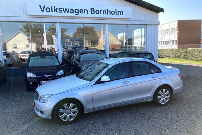 Sølv Mercedes C180 fra 2008