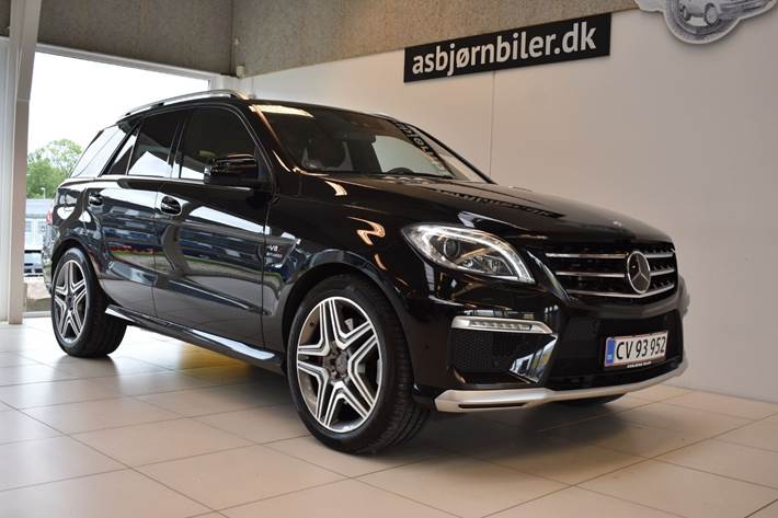 Grå Mercedes ML63 fra 2013