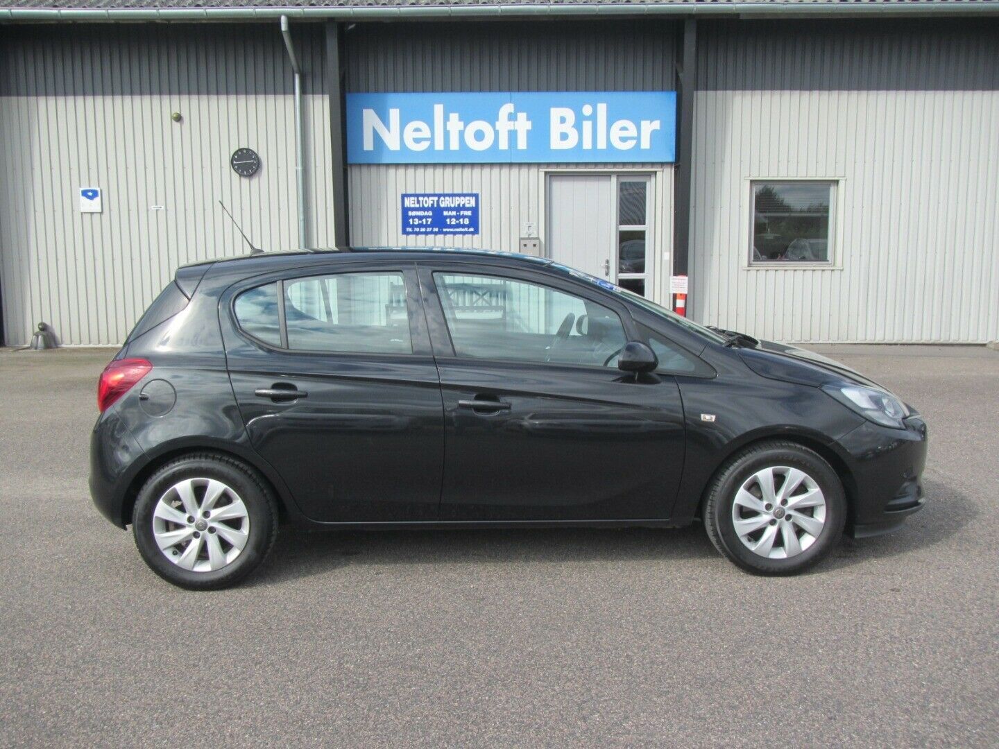 Gul Opel Corsa fra 2016