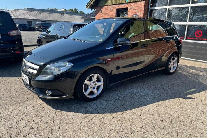 undefined Mercedes B200 fra 2011