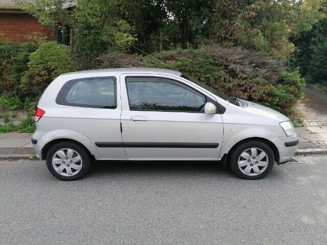 Grå Hyundai Getz fra 2005