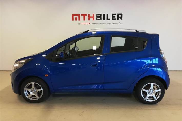 Blå Chevrolet Spark fra 2011