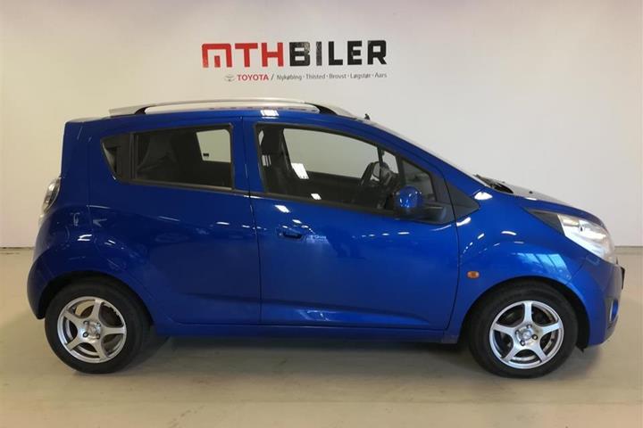 Blå Chevrolet Spark fra 2011
