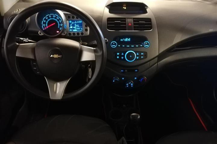 Blå Chevrolet Spark fra 2011