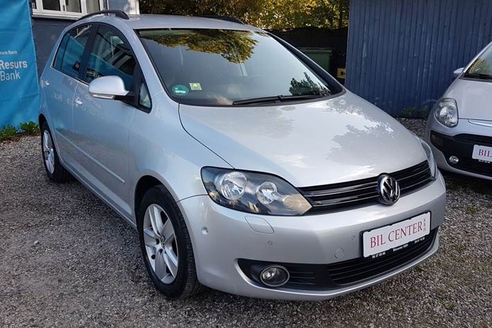 Grå VW Golf Plus fra 2009