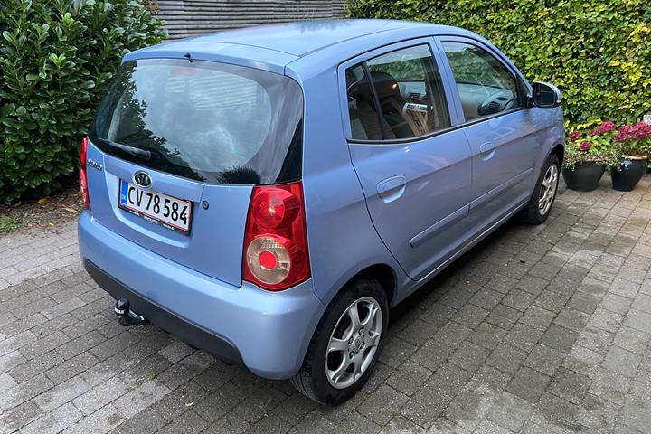 Blå Kia Picanto fra 2010