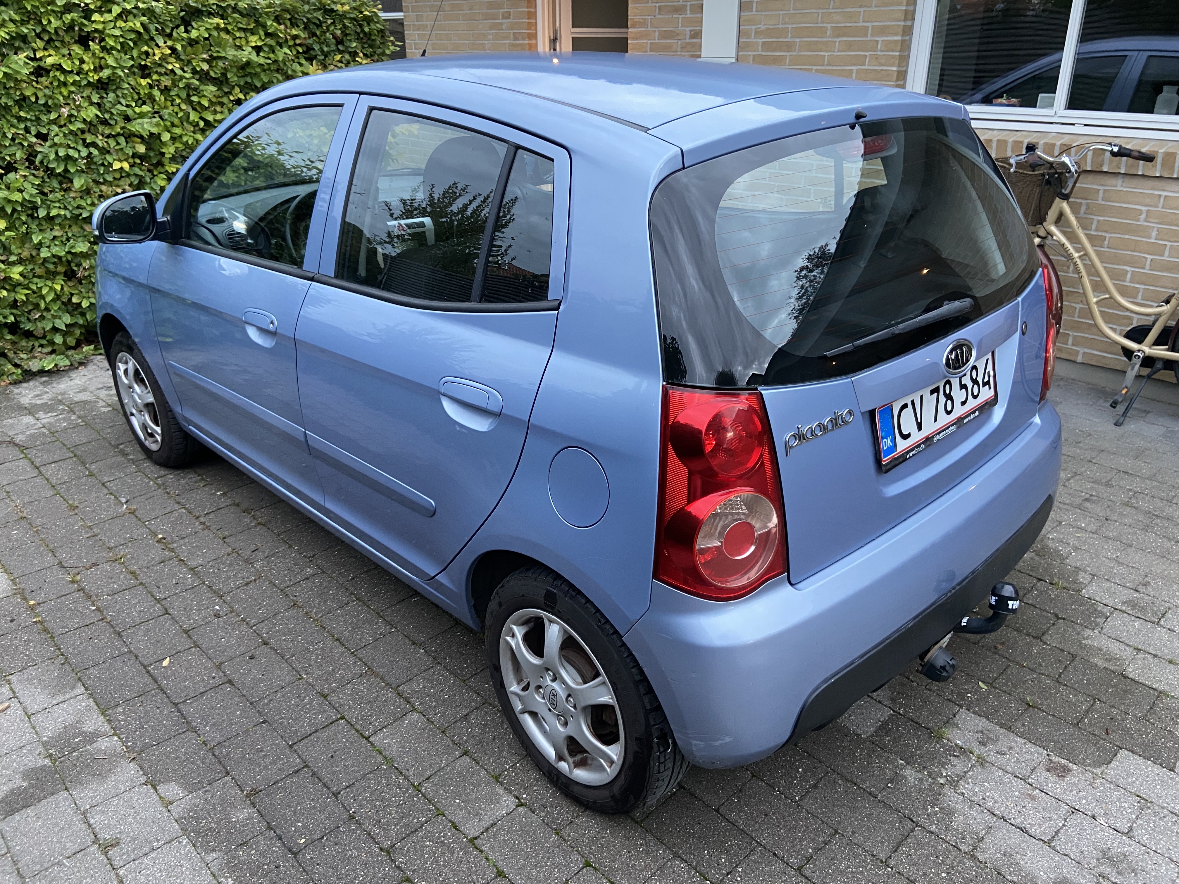 Blå Kia Picanto fra 2010
