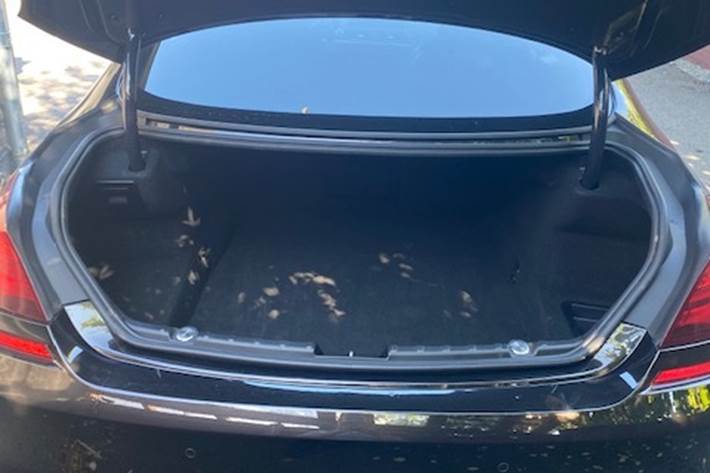 Sort BMW 650i fra 2016