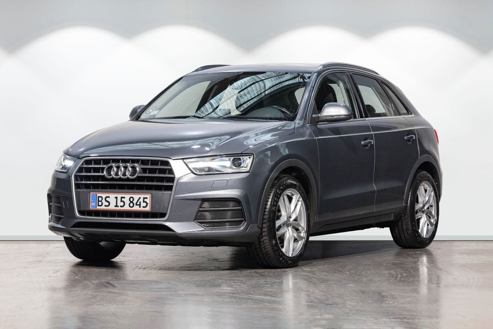 Guide til Audi Q3 40 TDI S line quattro S tronic (Årgang 12/2018 - 08/2019)