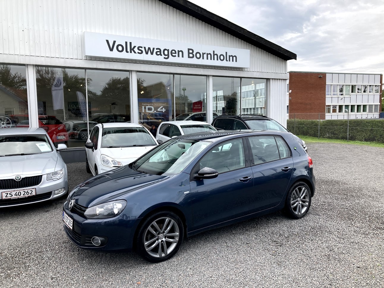 Blå VW Golf fra 2013