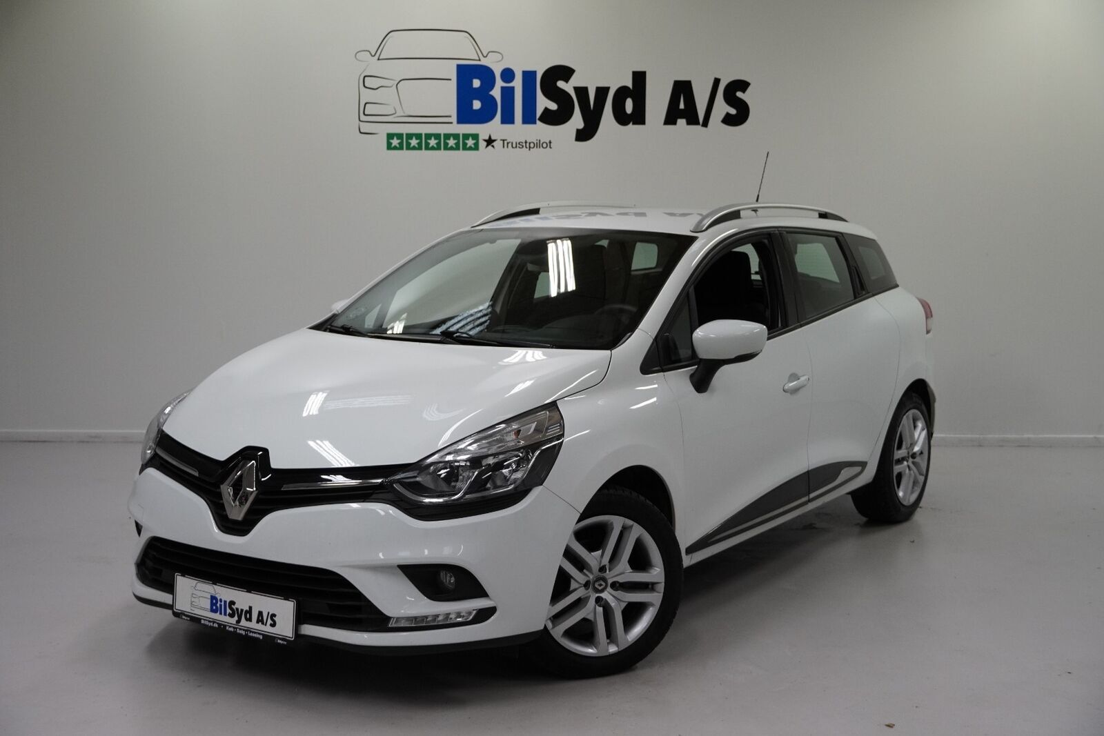 Hvid Renault Clio IV fra 2018