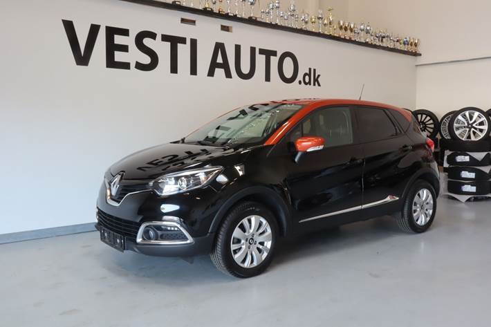 Grå Renault Captur fra 2017