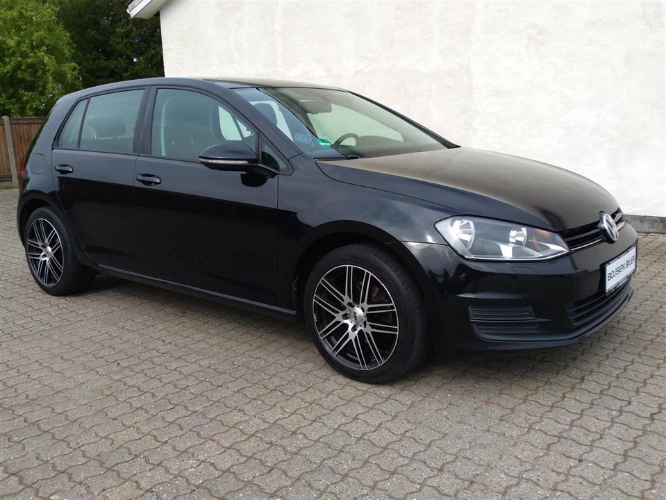 Sort VW Golf fra 2016